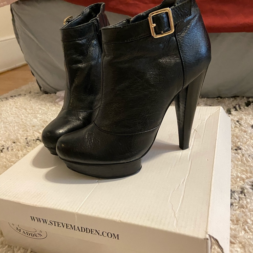Steve Madden Pdax leather upper ankle boot